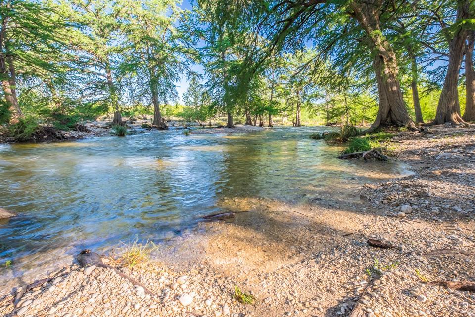 River Bluff Cabins Rio Frio Экстерьер фото