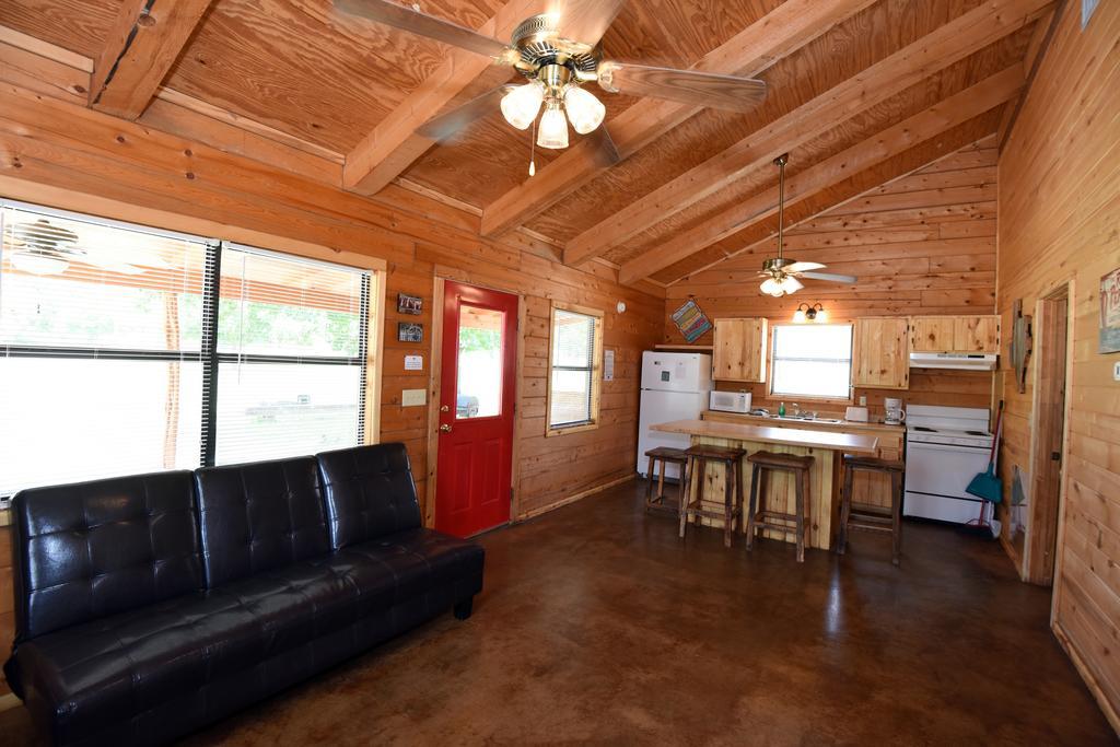 River Bluff Cabins Rio Frio Экстерьер фото