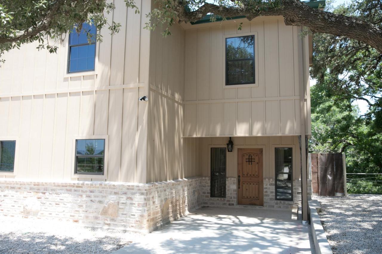River Bluff Cabins Rio Frio Экстерьер фото